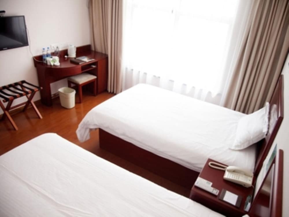 Standard Twin Room photo 1