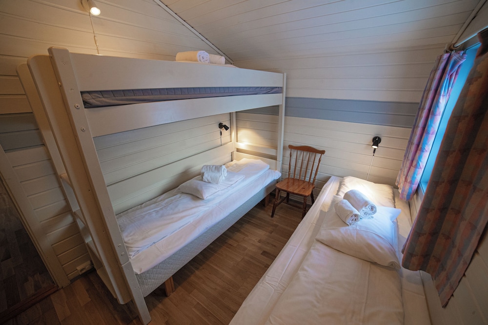 Apartment, 1 Bedroom, Garden View (Cleaning, bed linen & towels not incl) photo 2