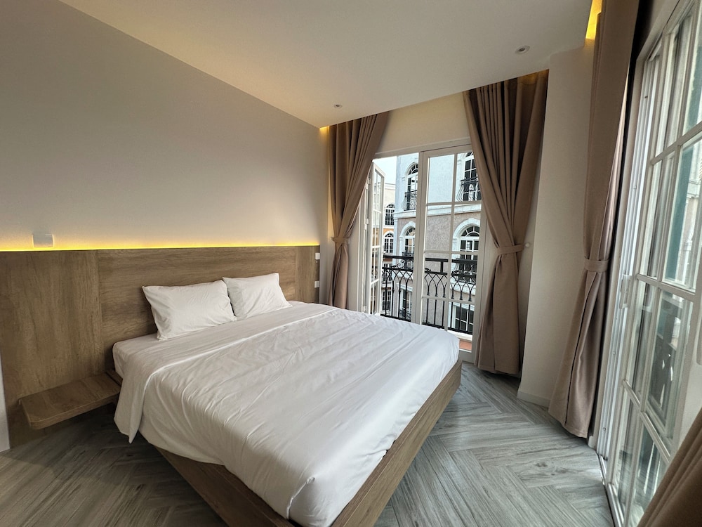 Deluxe Suite, Park View