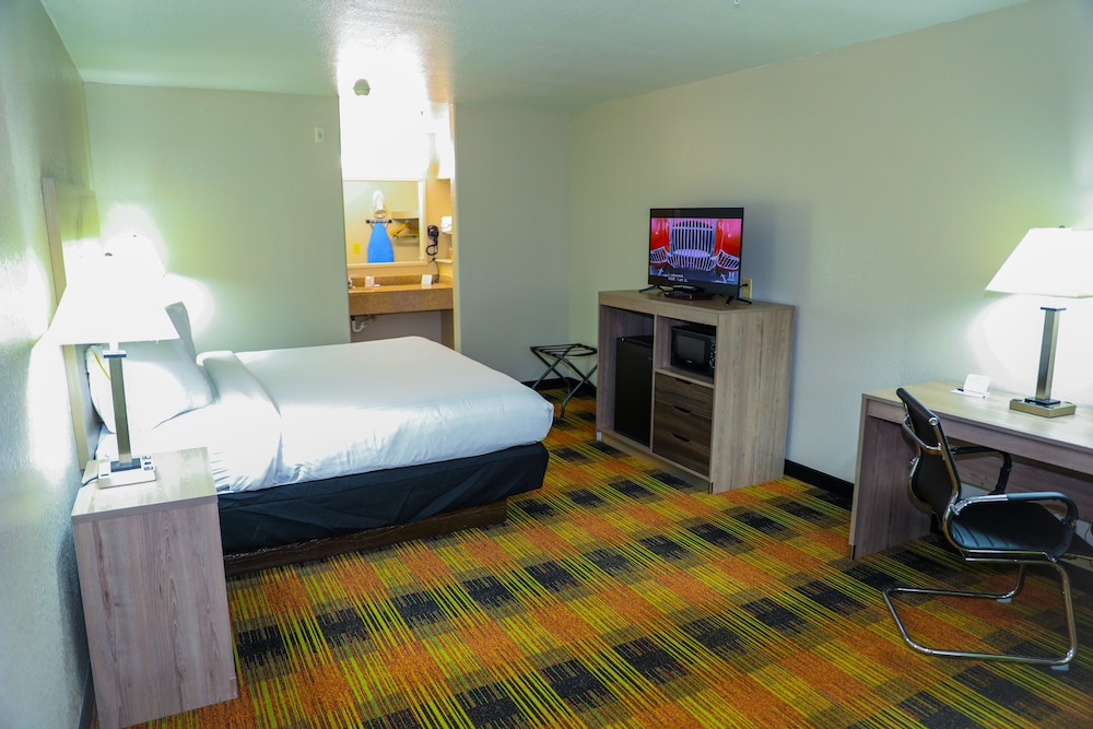 Exclusive Room, 1 King Bed photo 1