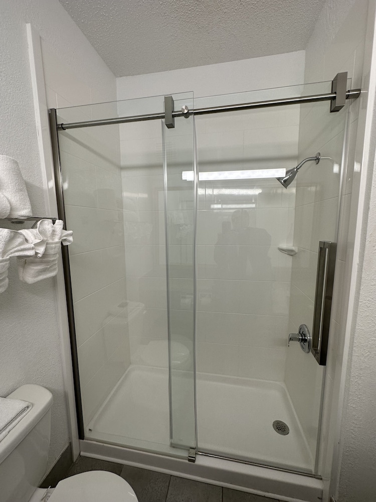 Suite, 1 Bedroom, Non Smoking - Photo 16