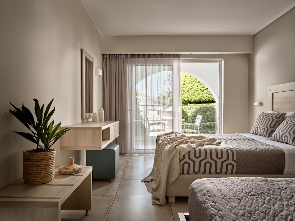 Superior Room - Photo 1