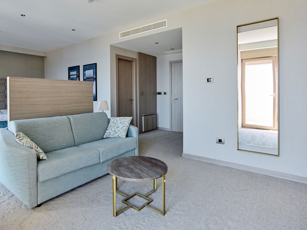 Junior Room
