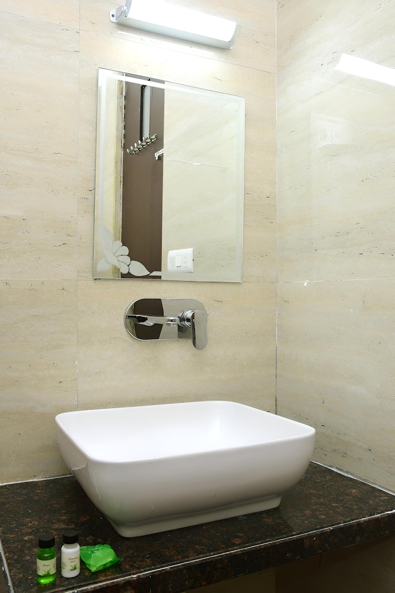 Deluxe Double Room - Photo 4