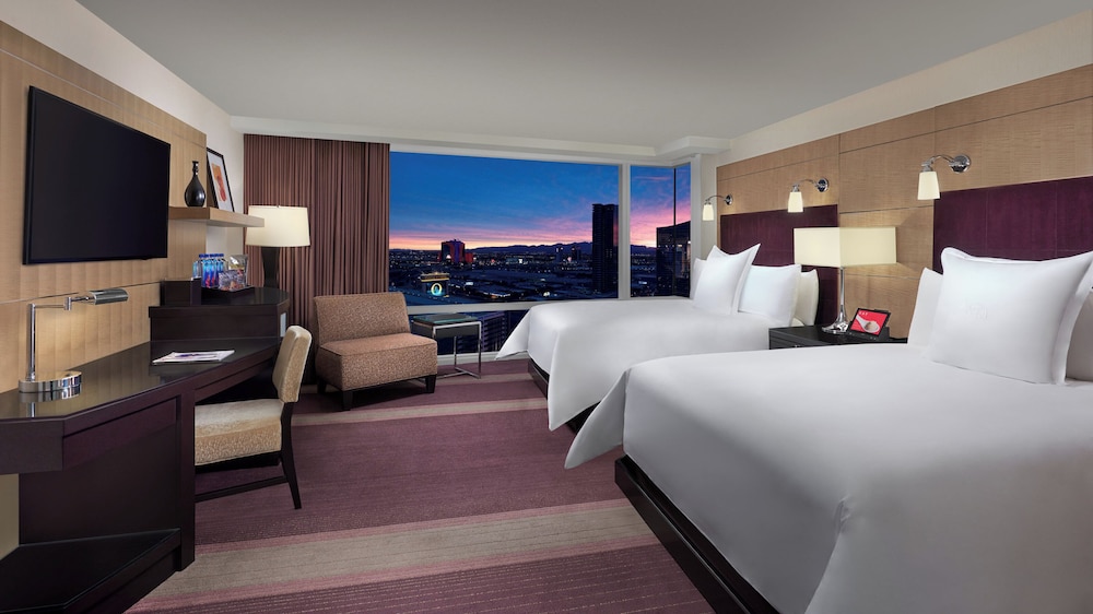 Deluxe Two Queen Accessible Room