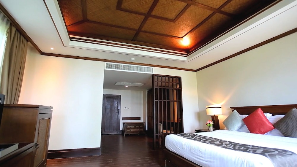 Deluxe Hillside Sea View photo 2