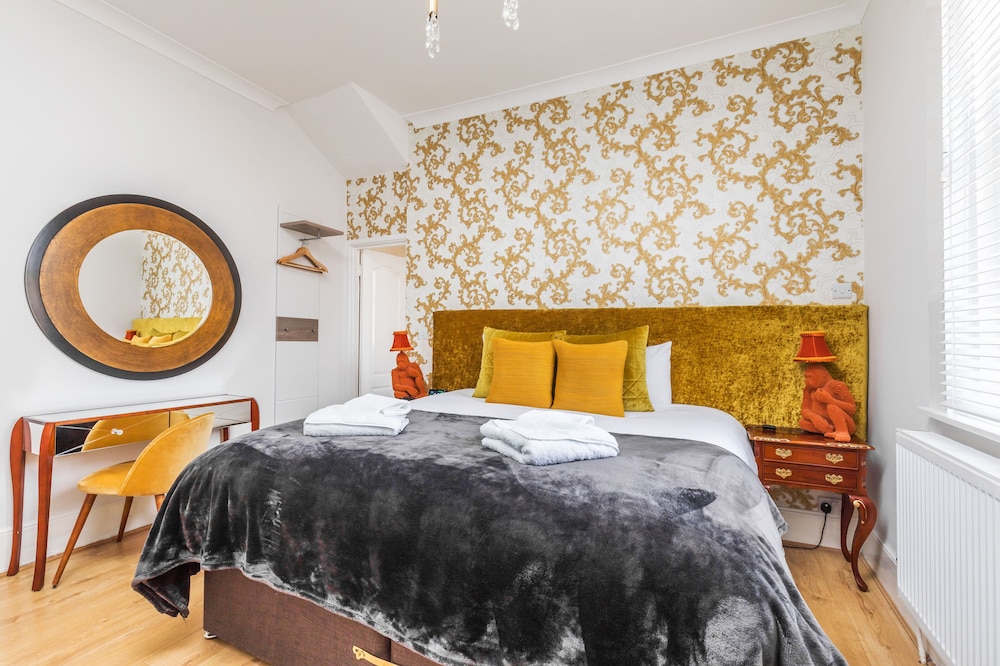 Superior Double or Twin Room - Photo 1