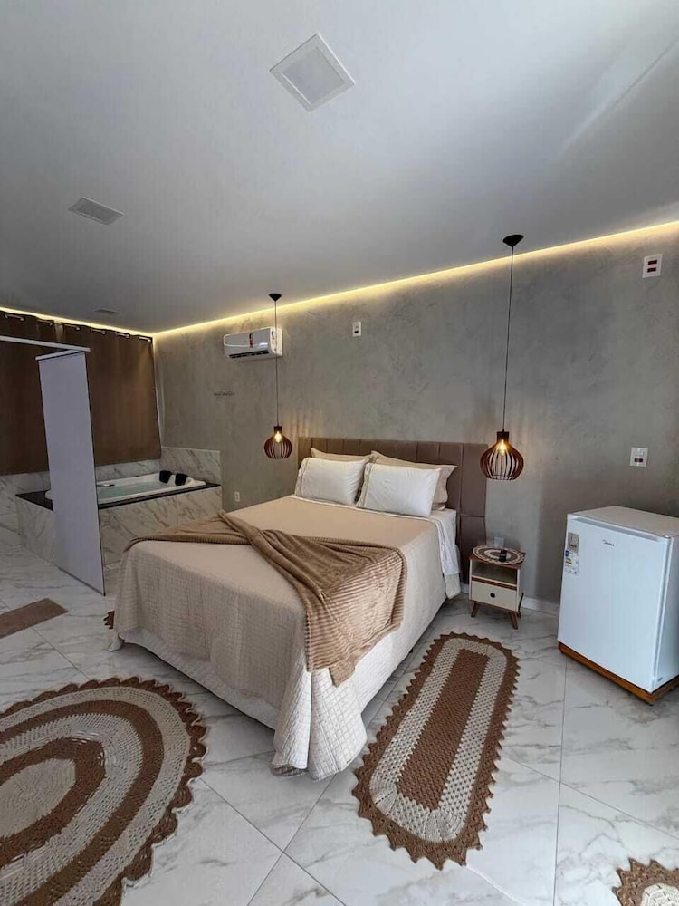 Deluxe Suite photo 1