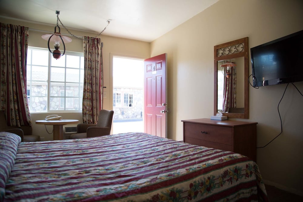 Comfort Studio, 2 Bedrooms, Non Smoking photo 2