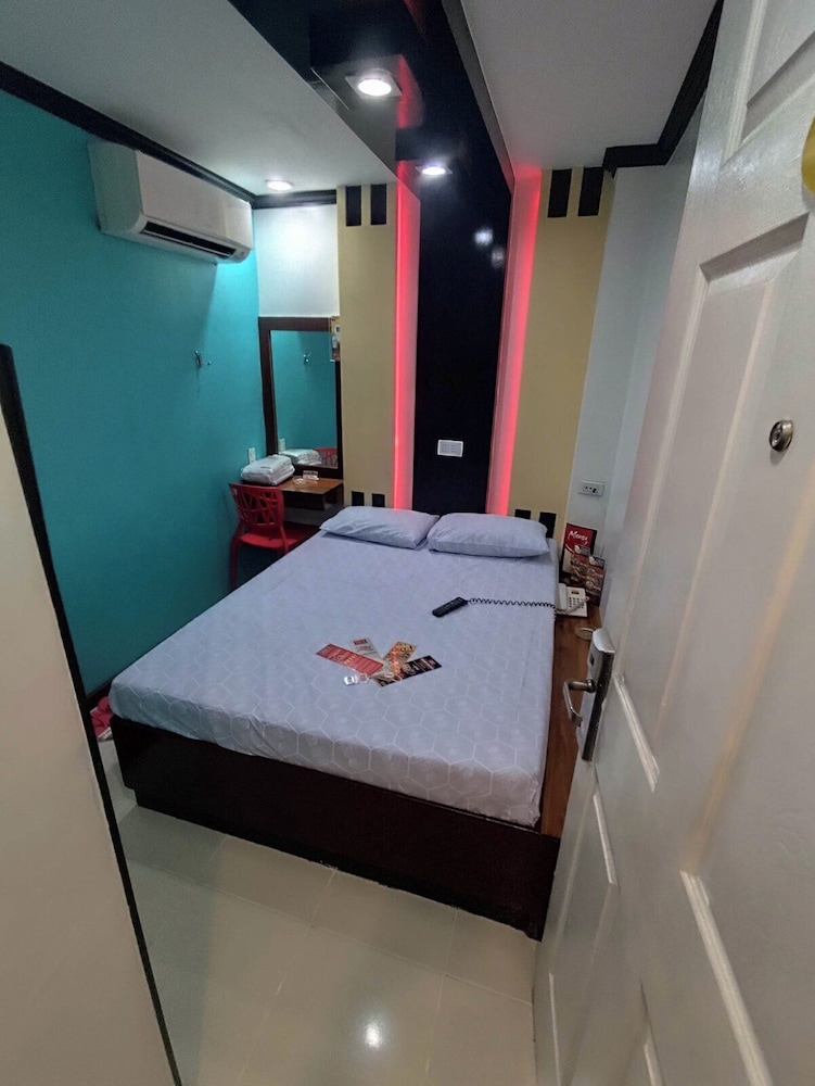 Econo Room - Photo 1