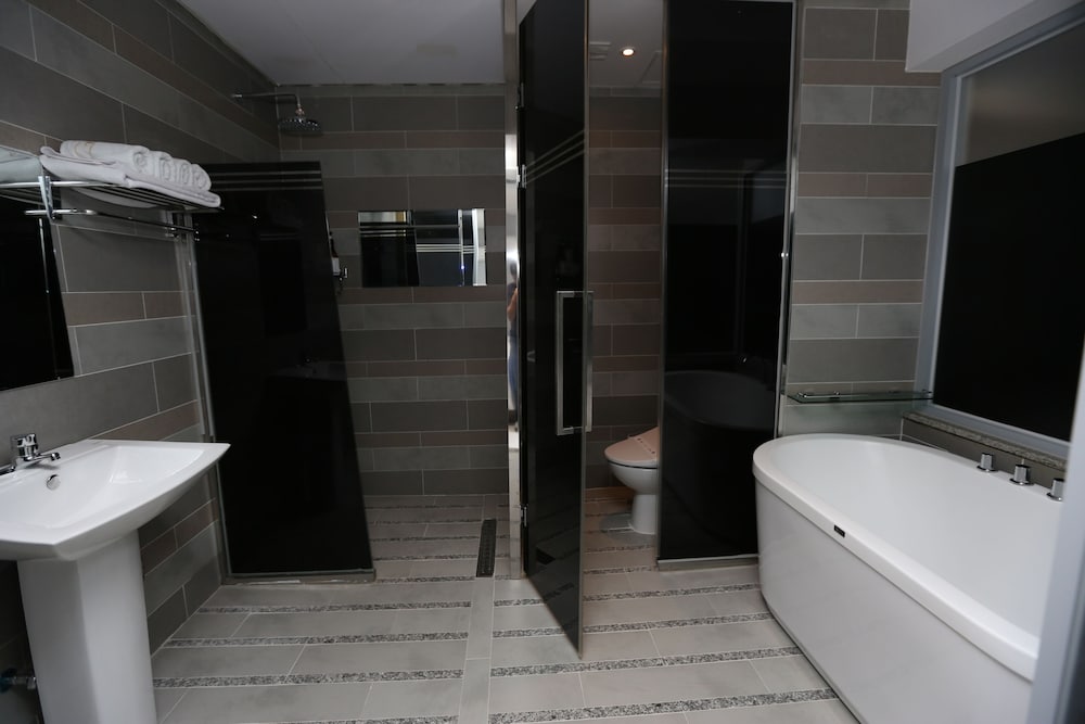 Standard Twin Room photo 2
