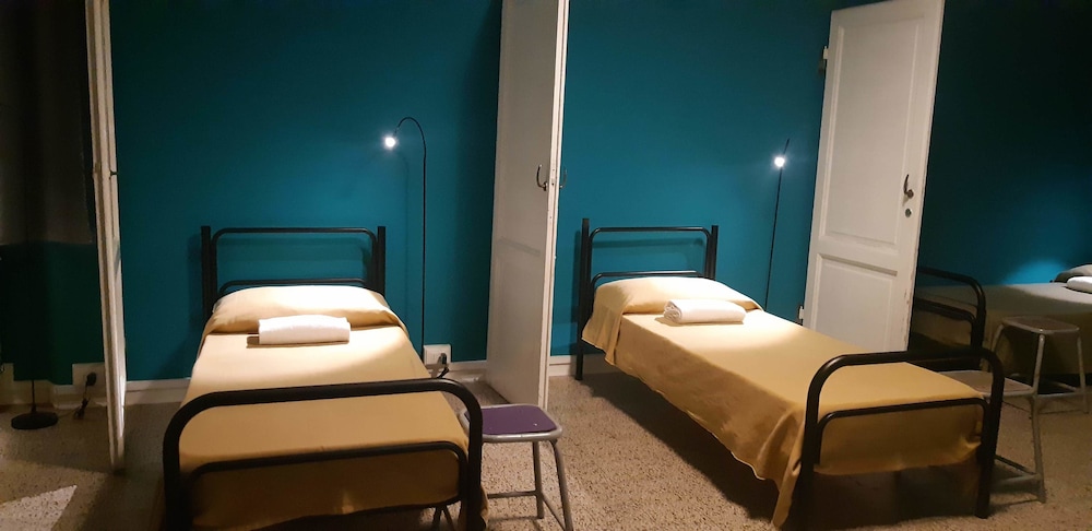 Dormitorio Femminile photo 3