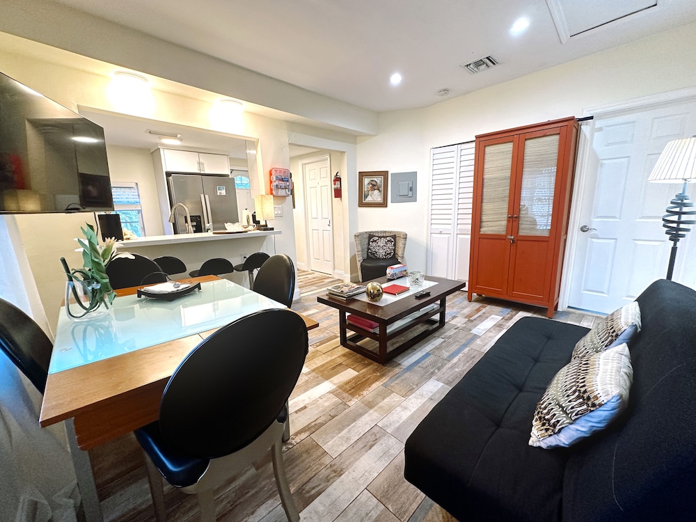 Comfort Townhome photo 3