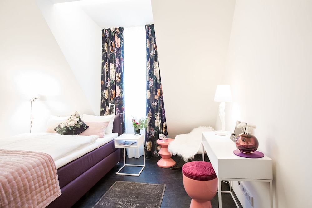 Design Double Room Single Use photo 2