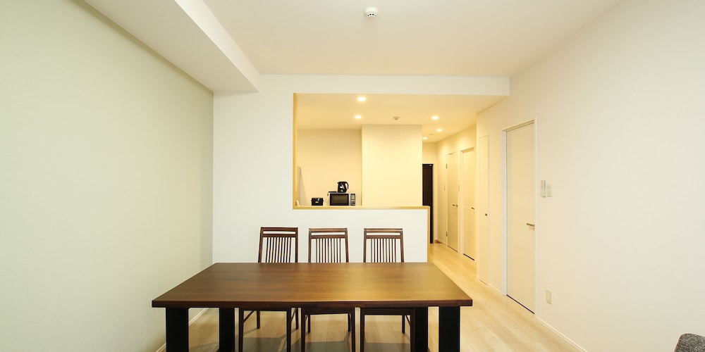 Deluxe Family Suite, Non Smoking - Photo 3
