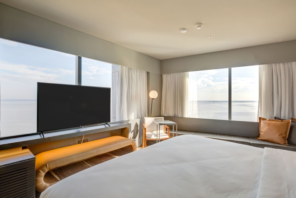 Executive Room, 1 King Bed