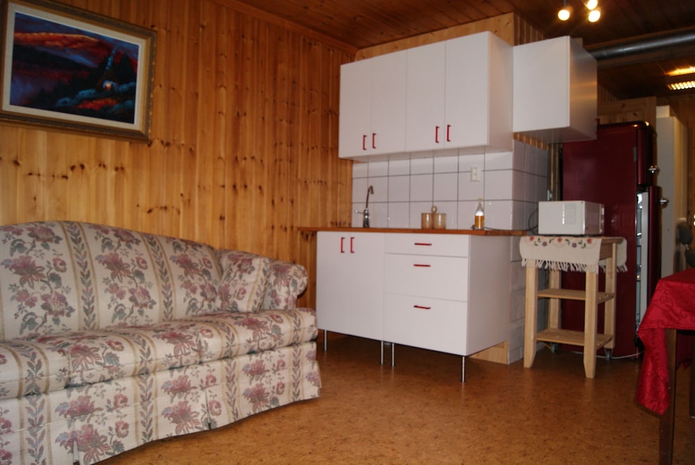 Apartment photo 2