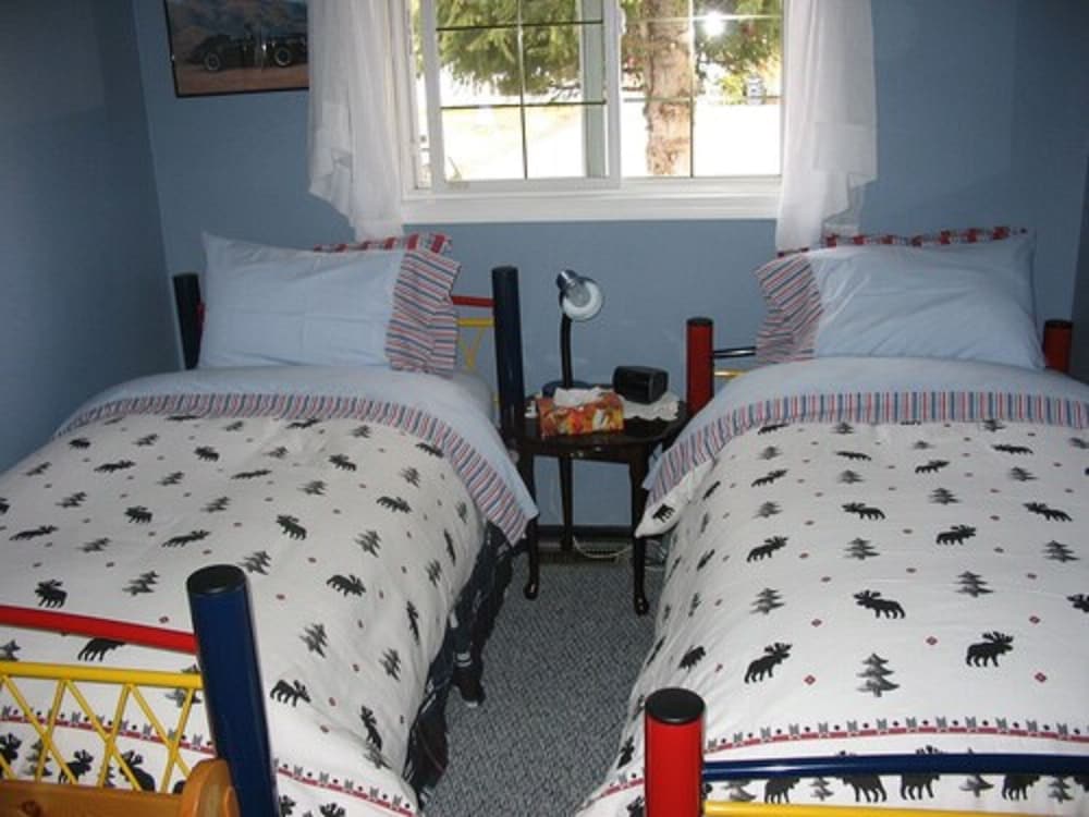 Coleraine Room photo 1