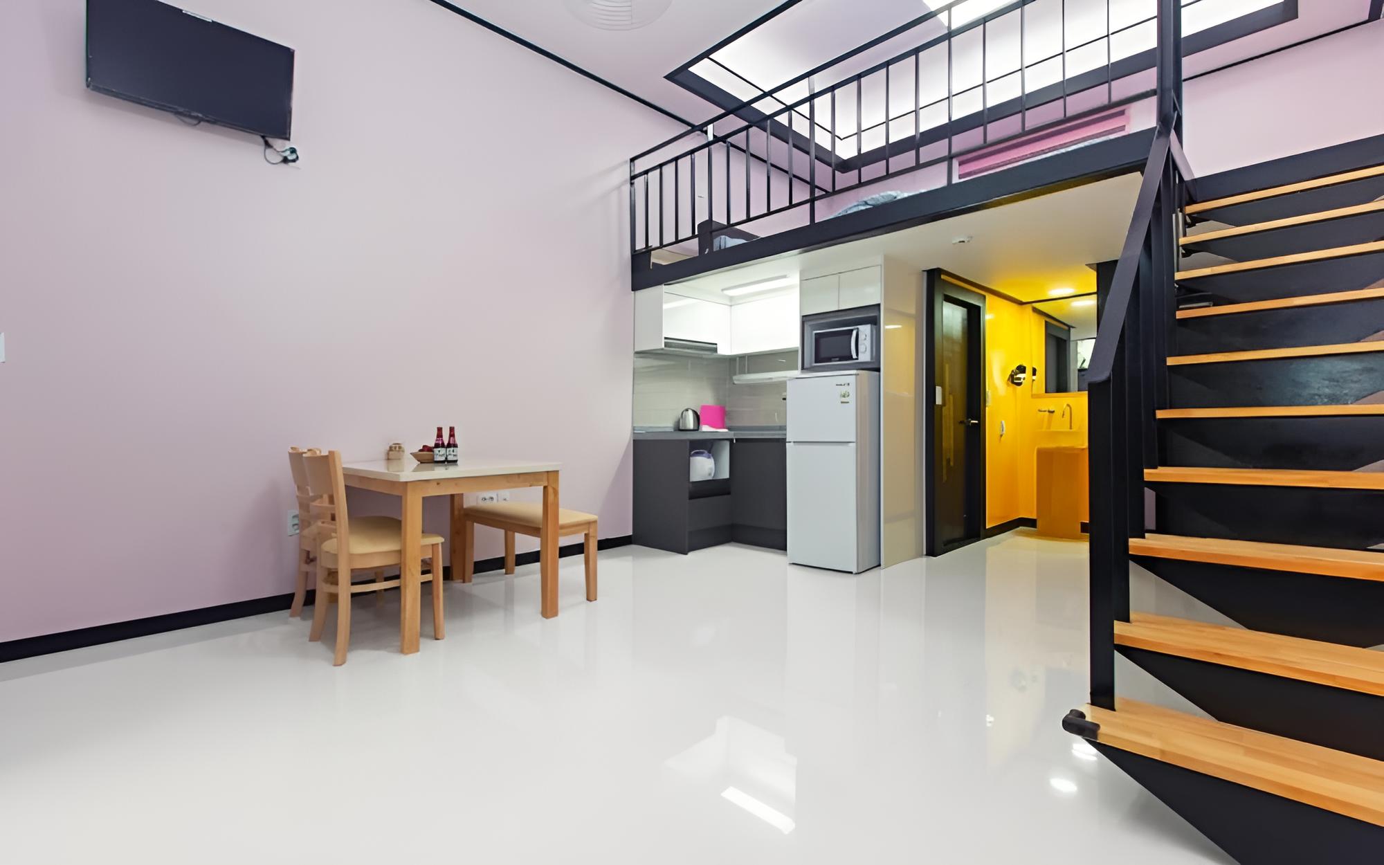 Room (We (Spa Duplex)) - Photo 7
