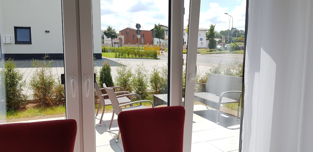 Apartment, 3 Bedrooms, Terrace, Annex Building (Nr. 6) photo 2