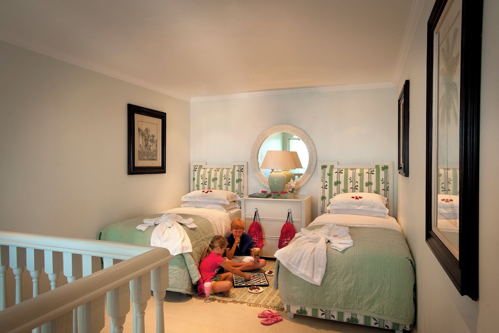 Sea Facing Family Room - Photo 3