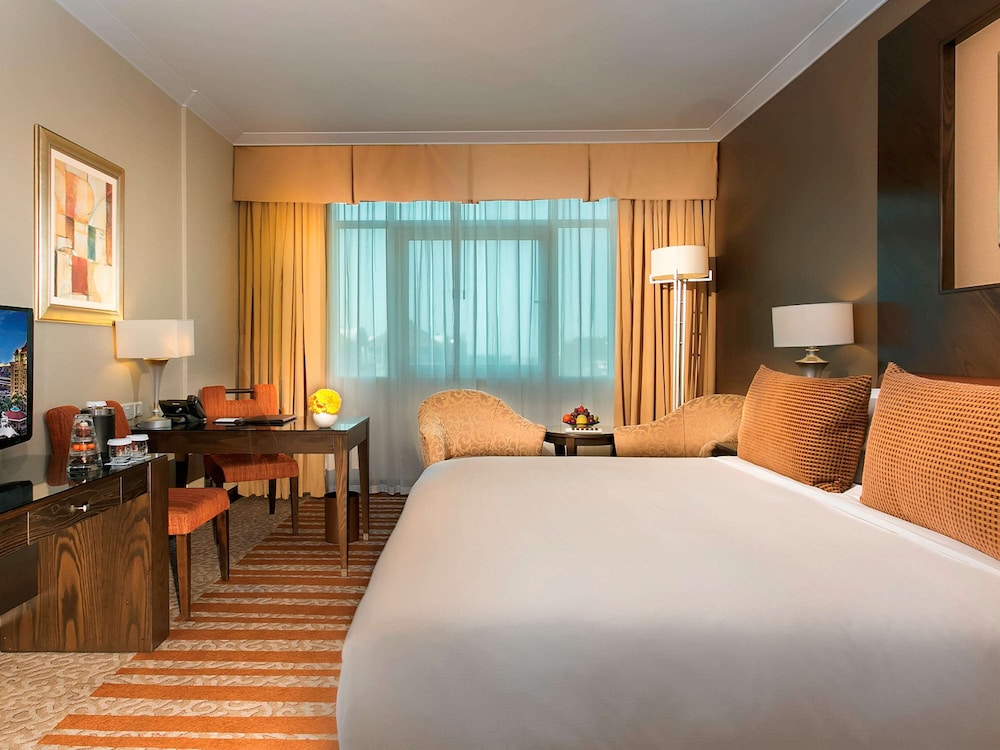 Deluxe Room, 1 King Bed