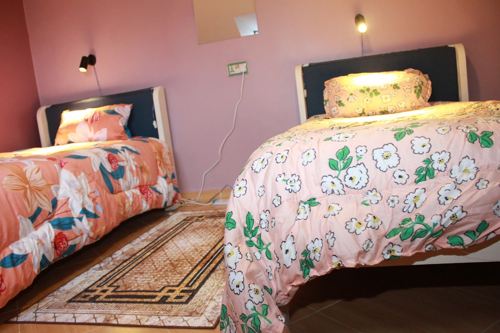 Economy Double or Twin Room, Valley View photo 2