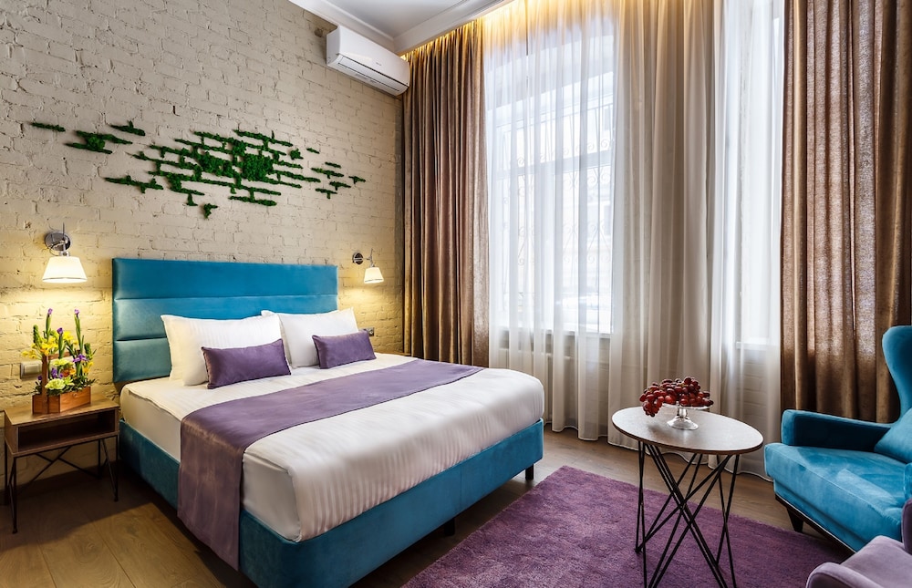 Deluxe Room, 1 King Bed