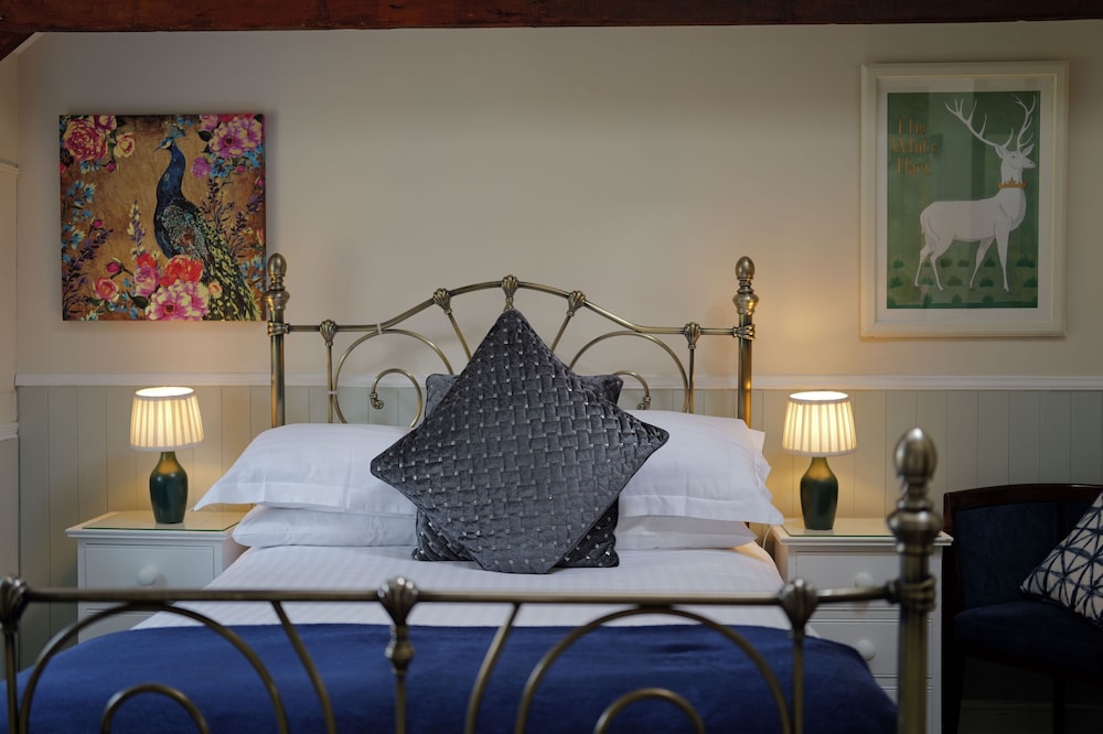 Superior Double Room, Ensuite (Room 2 - Beech Tree) photo 3