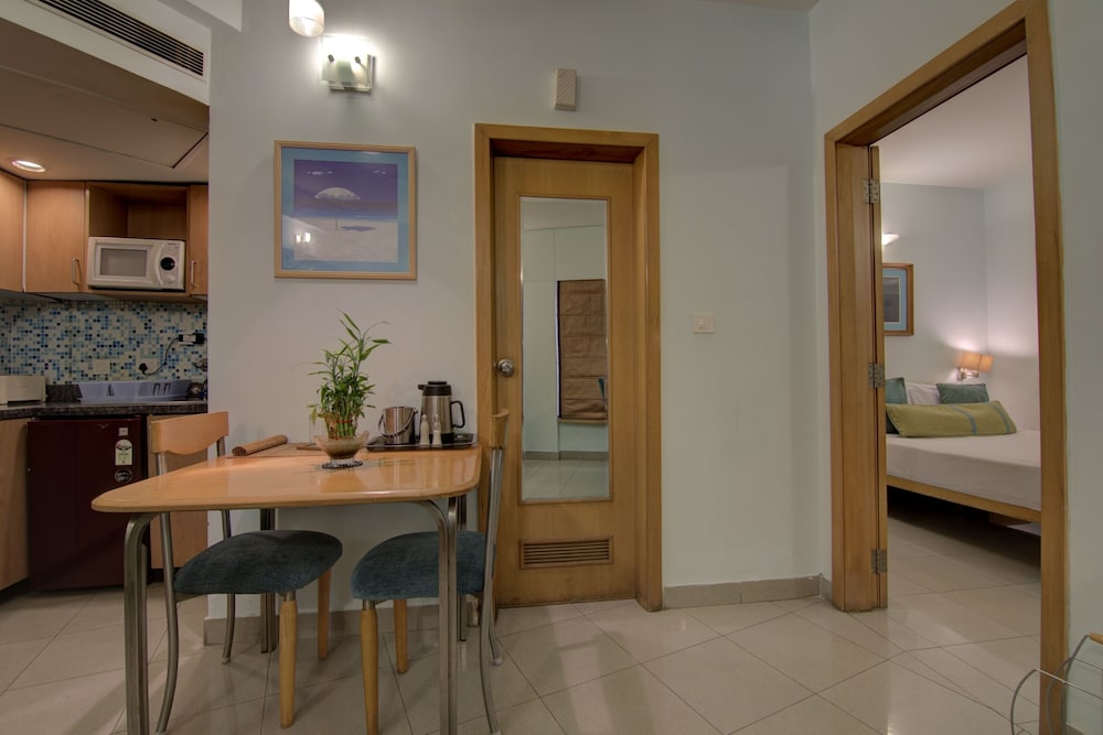 Deluxe Apartment, 1 Bedroom, Non Smoking, Kitchenette photo 3