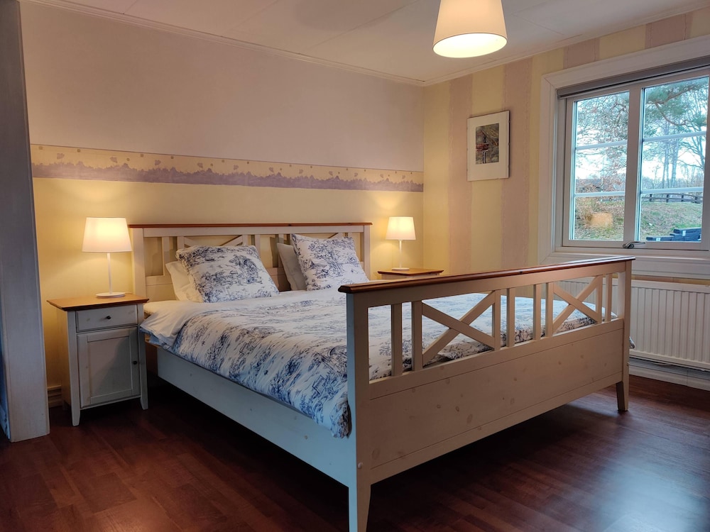 Standard Double Room, 1 Queen Bed, Garden Area photo 2