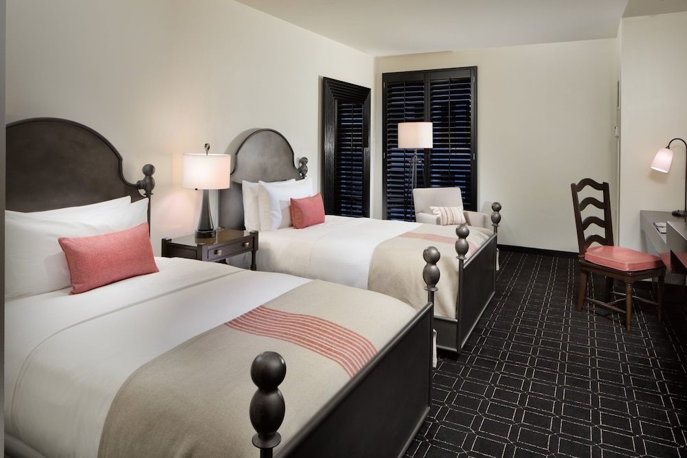 Deluxe Room, 2 Double Beds, River View - Photo 2