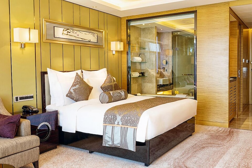 Executive Room, 1 King Bed photo 2