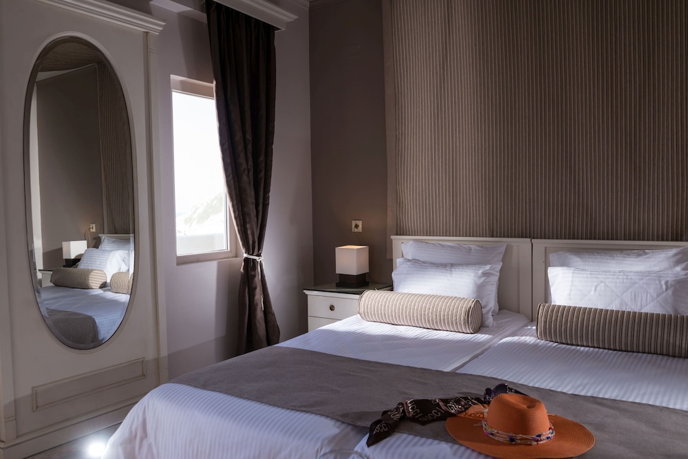 Single Room Land View
