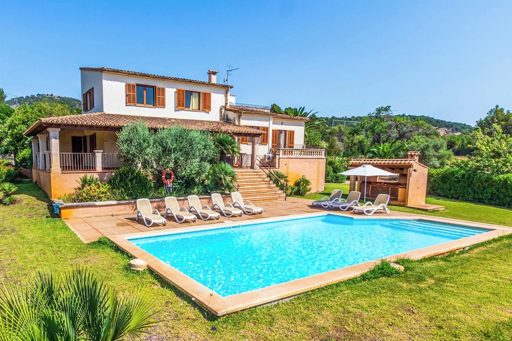 Villa (4 Habitaciones)