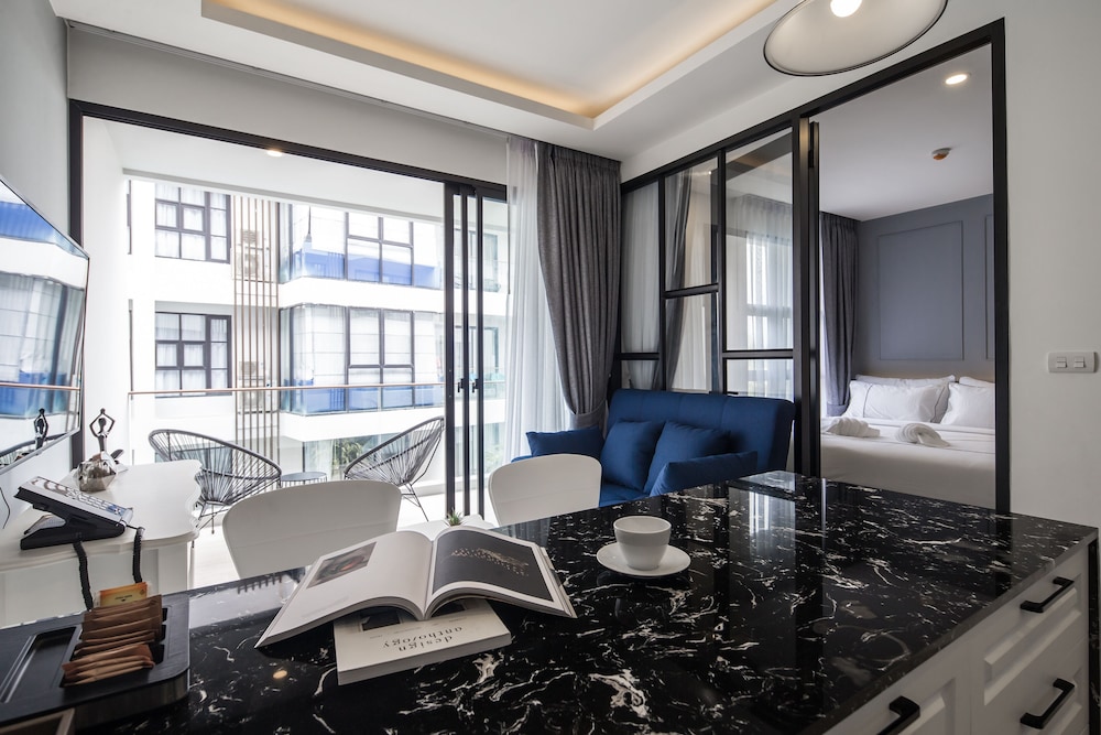1 Bedroom City View photo 1