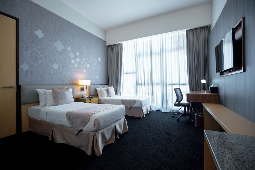 Deluxe Double or Twin Room - Photo 1