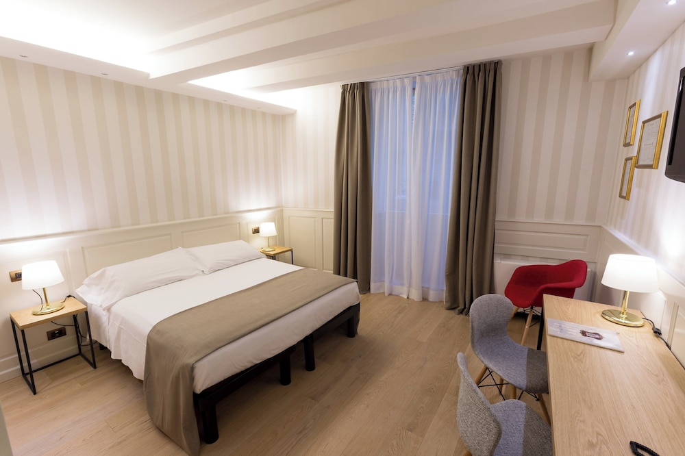Economy Double Room photo 3