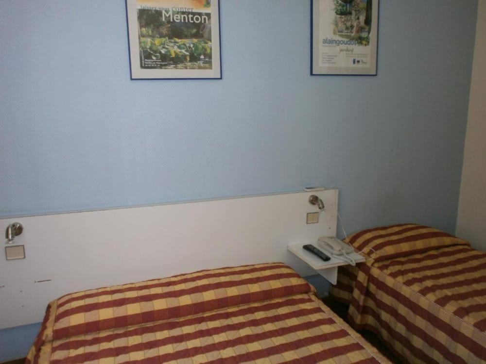 Family Triple Room - Photo 1