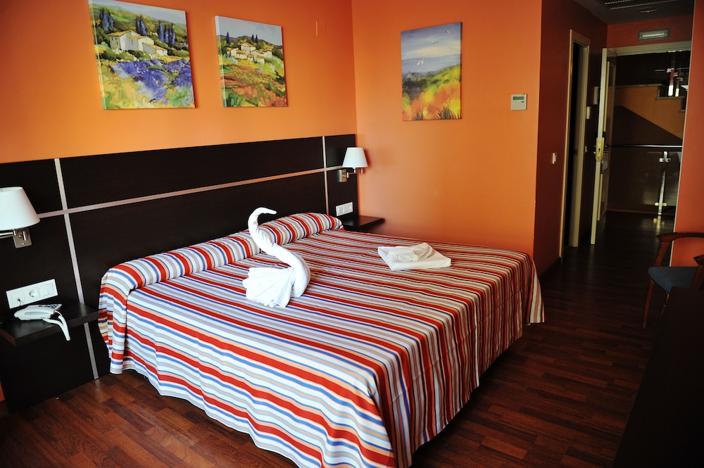 Standard Room (Lateral)