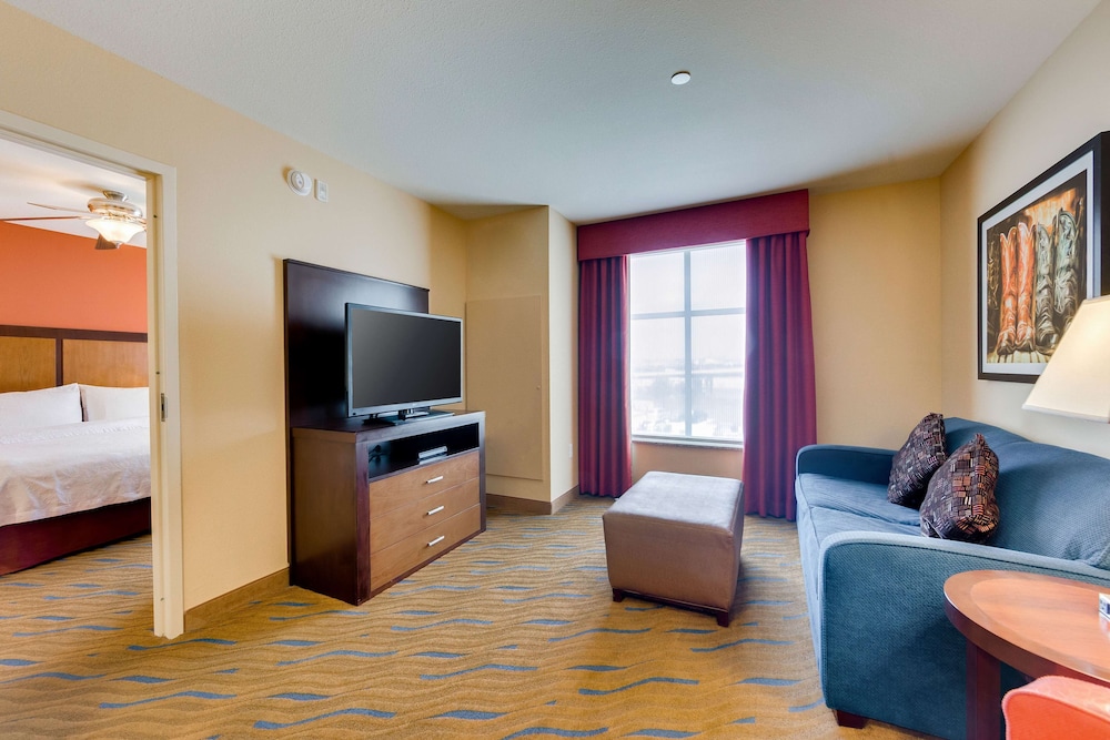 Suite, 1 King Bed, Accessible, Bathtub photo 1