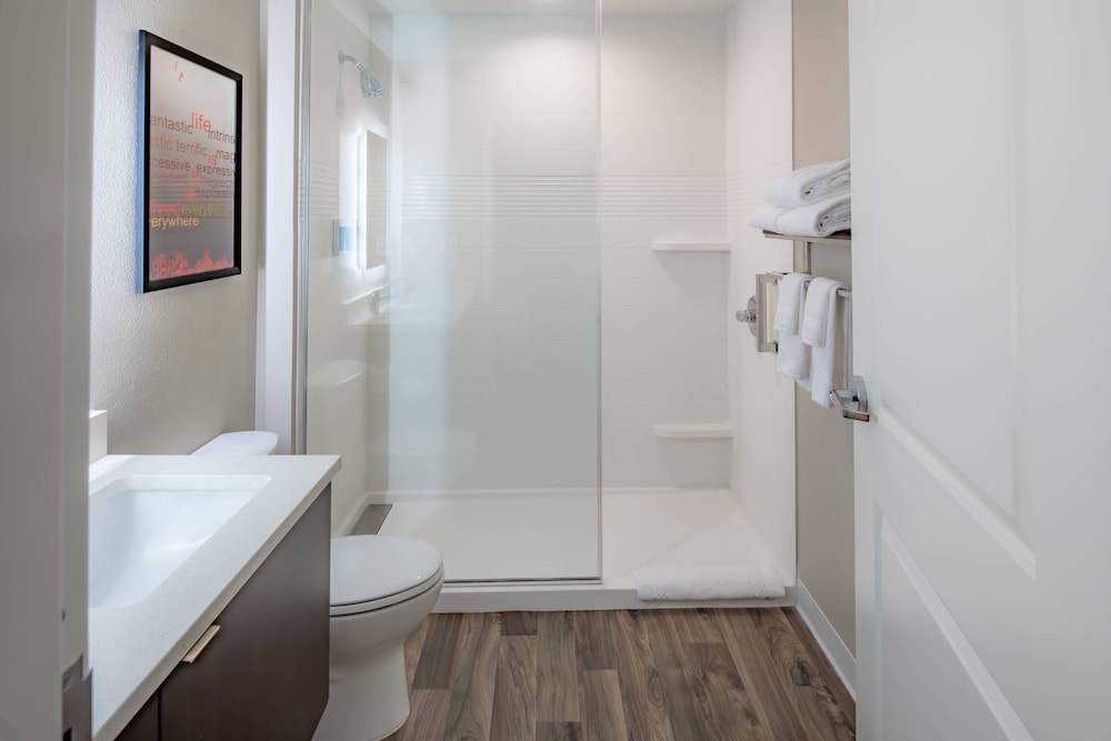 Suite, 1 Bedroom thumbnail 5