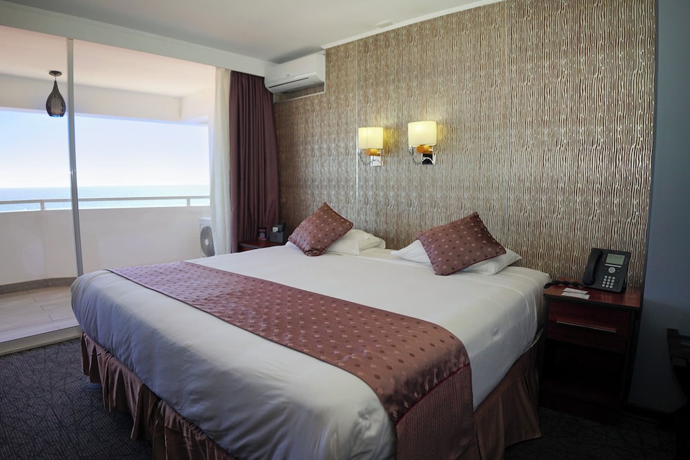 Standard Quadruple Room, Balcony, Sea View photo 1