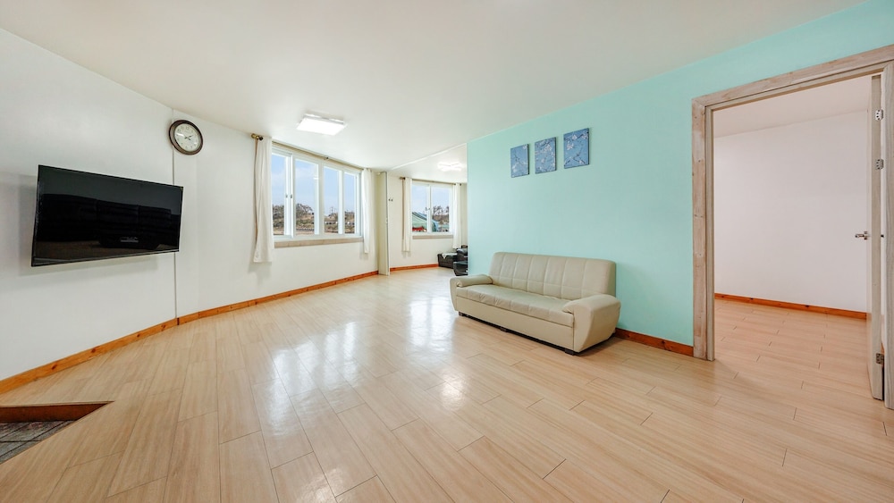 Basic Room, 1 Bedroom (101)