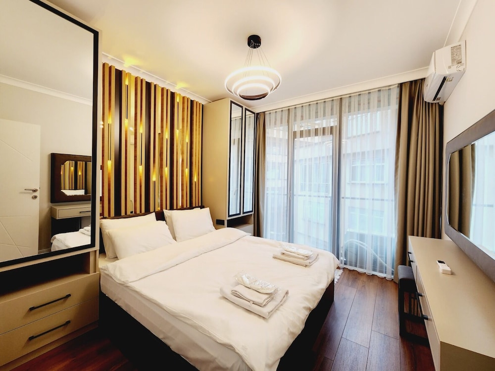 Luxury Apartment photo 1