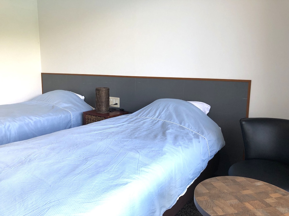 Economy Twin Bed Room [3rd floor, No elevator, Mountain side] Non-smoking photo 2