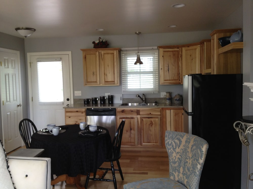 Superior Loft, 1 King Bed, Valley View, Mountainside photo 3