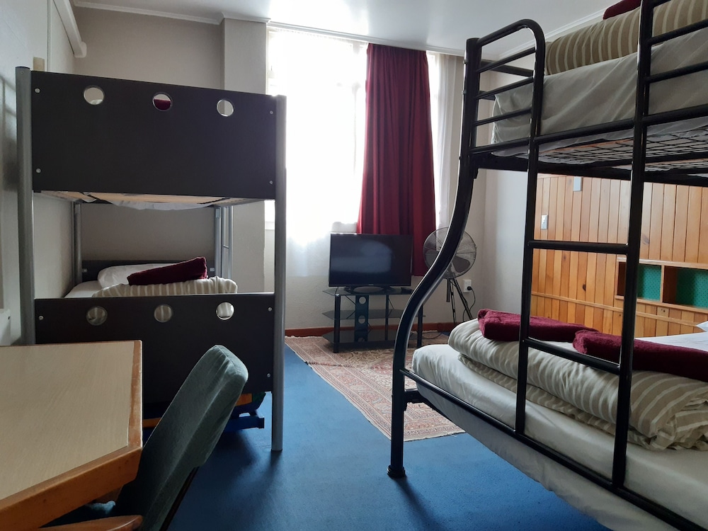 Family Room, Ensuite photo 1