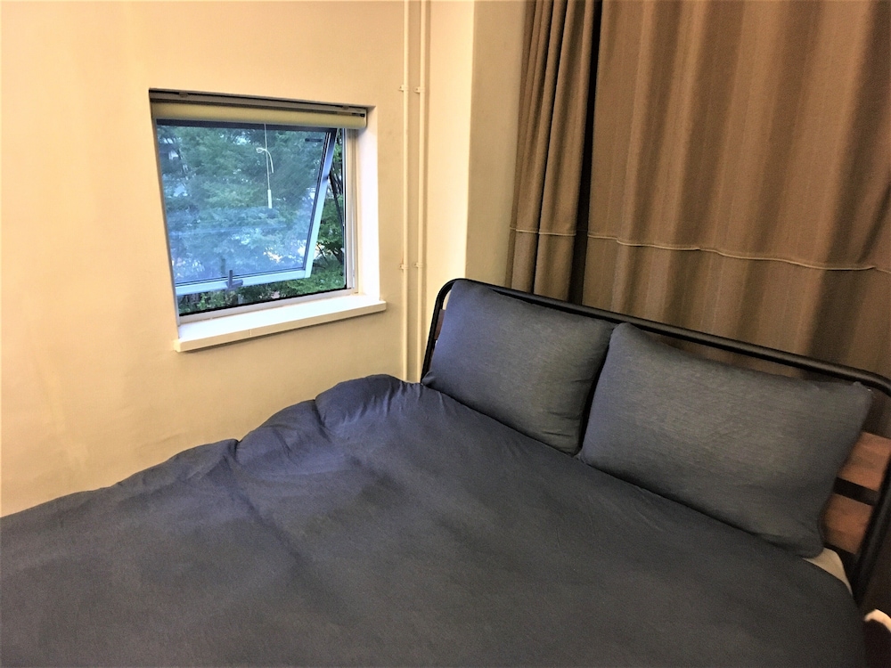 Room (/10) photo 3