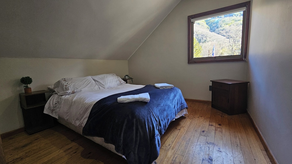 House, 3 Bedrooms photo 2